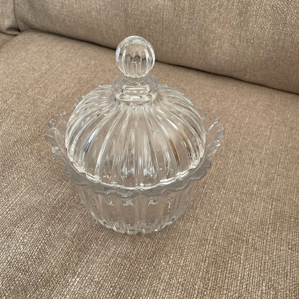 Crystal Candy Box - Picture 4 of 5
